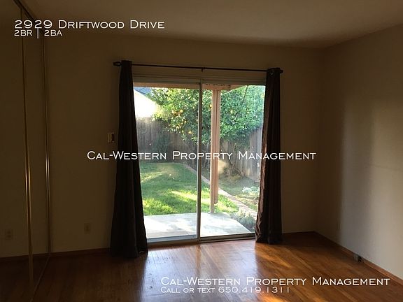 4th image of 2929 Driftwood Dr