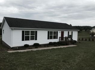 794 Greenhouse Rd, Glade Hill, VA 24092