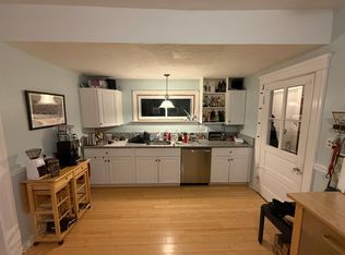 318 Lake Ave, Worcester, MA 01604