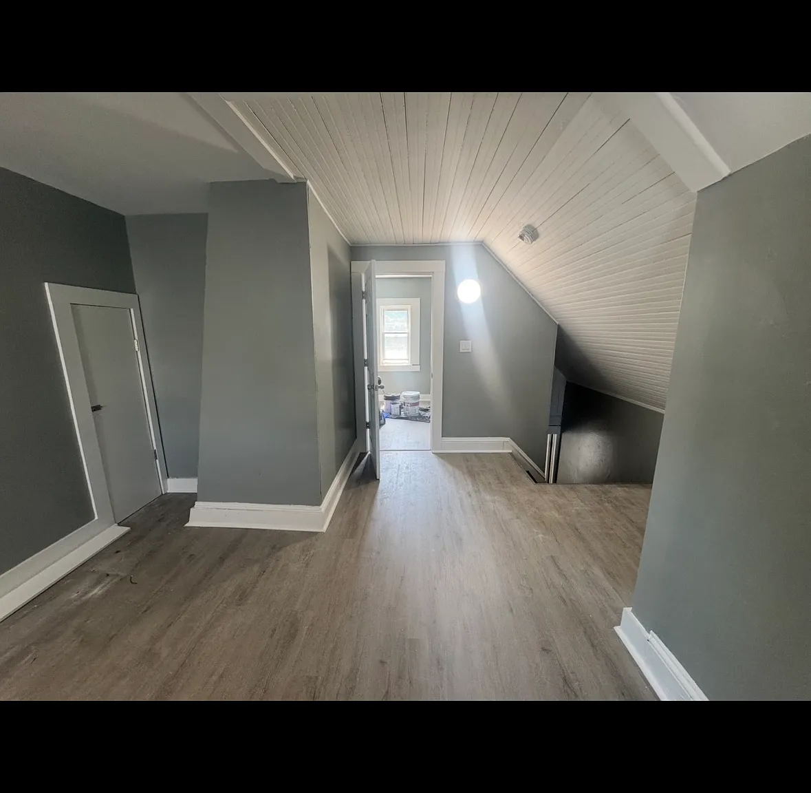 1 bed, 800 sqft, $1,350 — Photo 1