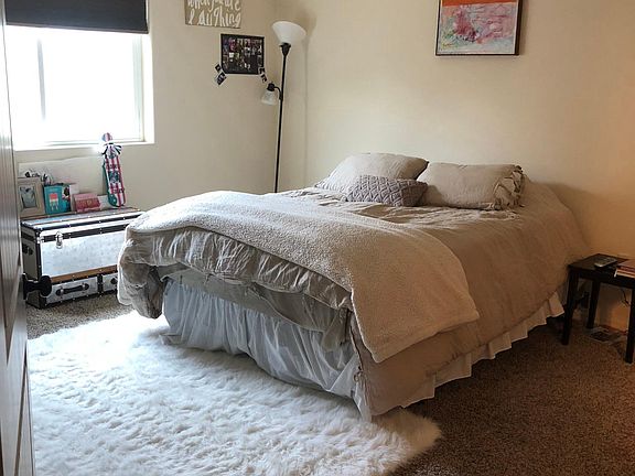Master bedroom. Large master bath and walk-in closet attache