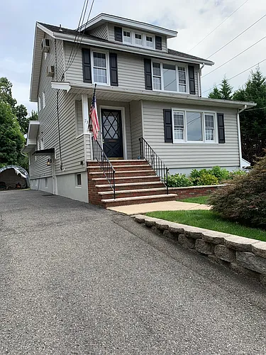 73 E Gouverneur Ave Photo 1