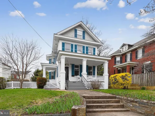 2322 37th St NW, Washington, DC 20007
