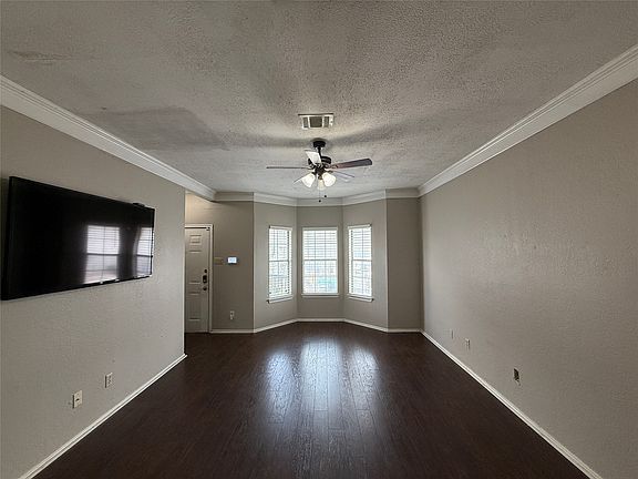 5th image of 1342 Park Ave