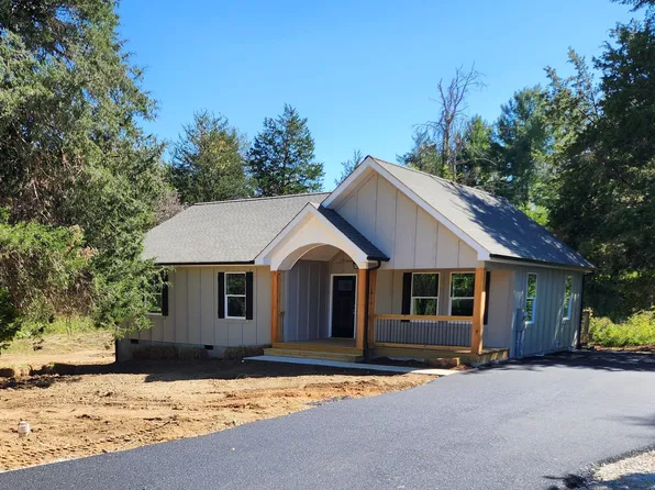 277 Park Rd, Caryville, TN 37714