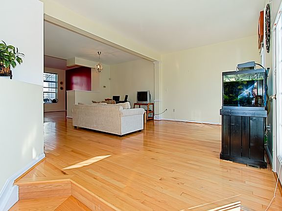 5th image of 6216 Ruby Virginia Ct