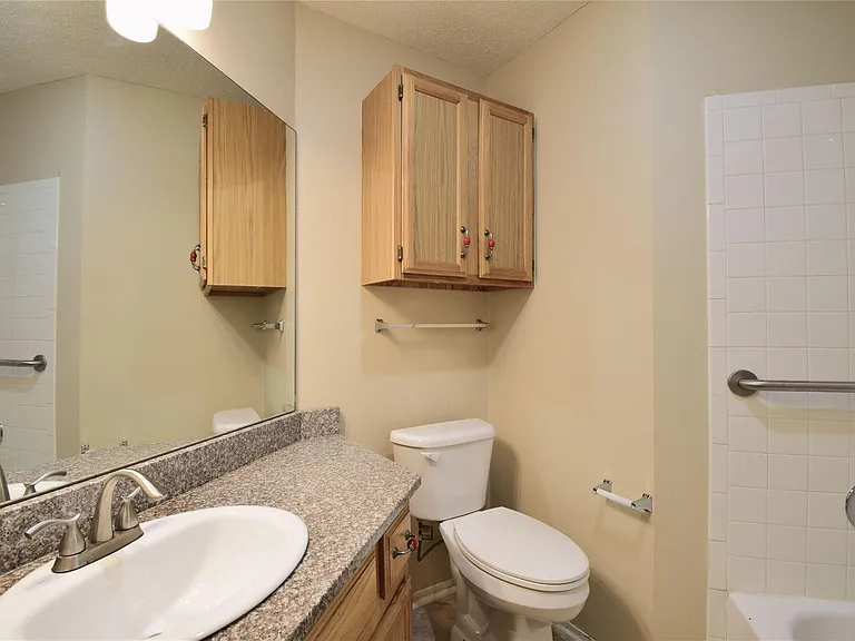 1105 Forest Oaks Path — Photo 7