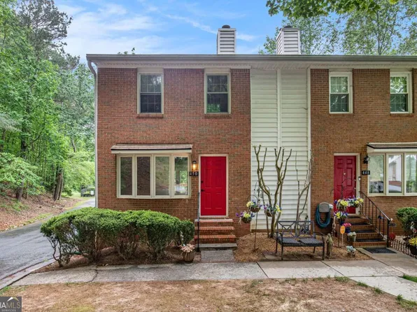 450 High Creek Trce, Roswell, GA 30076