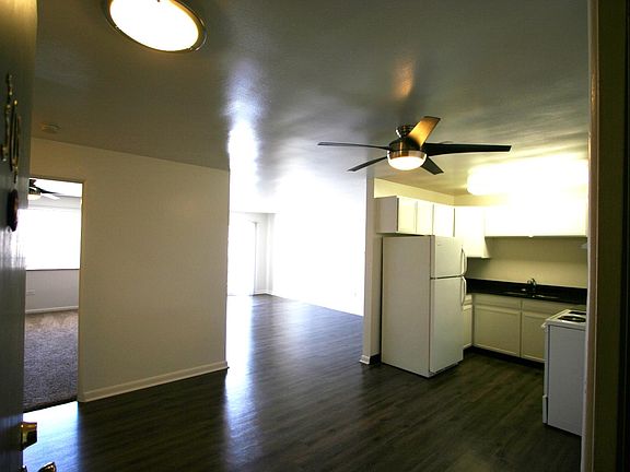 5th image of 909 N Pearl St APT 305
