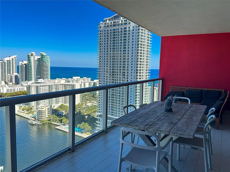 2600 E Hallandale Beach Blvd #T3208 — Photo 17