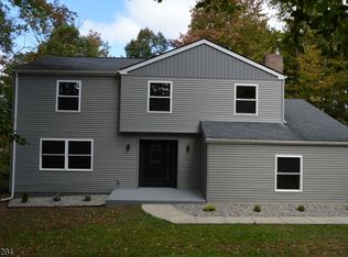 22 Forest Ln, Ewing Twp., NJ 08628