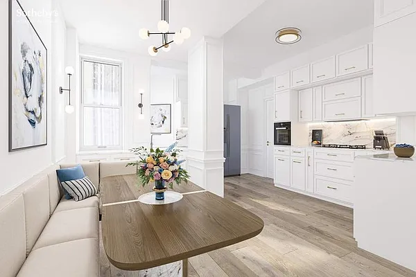 Sold by Sotheby's International Realty | media 22