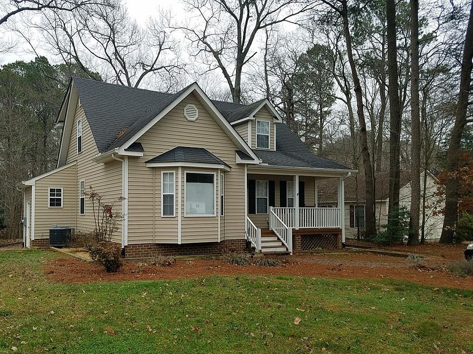 1st image of 143 Dogwood Dr