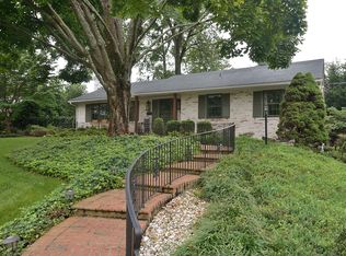 1103 Belle Vista Dr, Alexandria, VA 22307