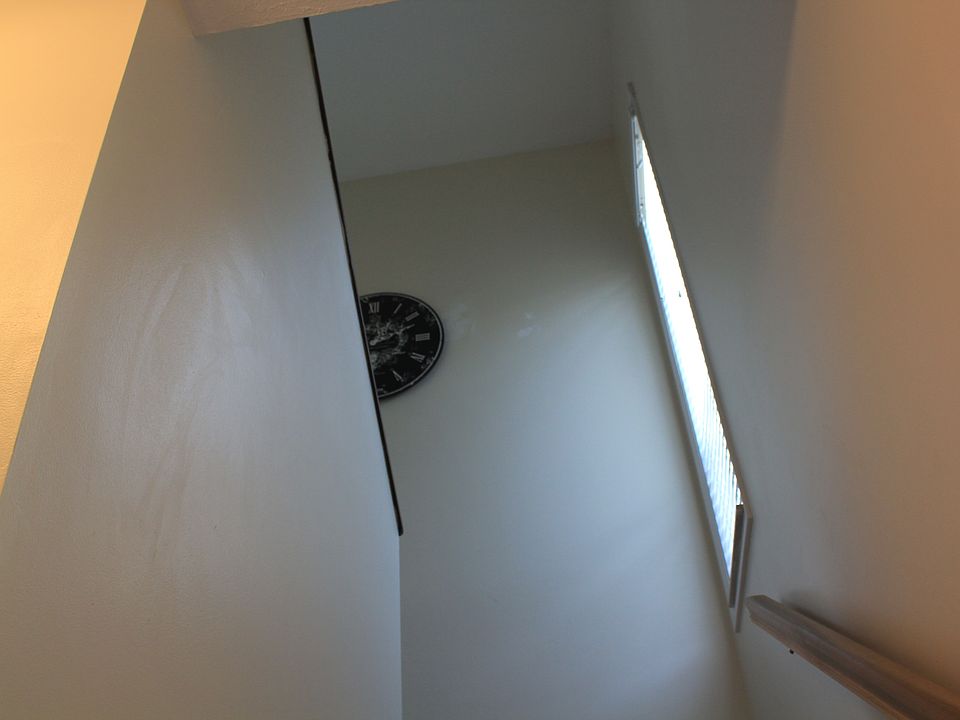 2-story stairway