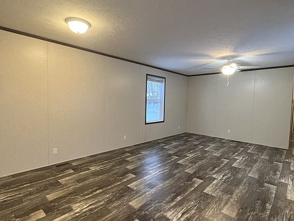 4th image of 825 1st Ave E #240
