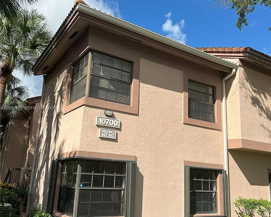 10700 NW 14th St #142