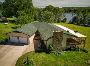 26211 Twin Rivers Dr, Shell Knob, MO 65747