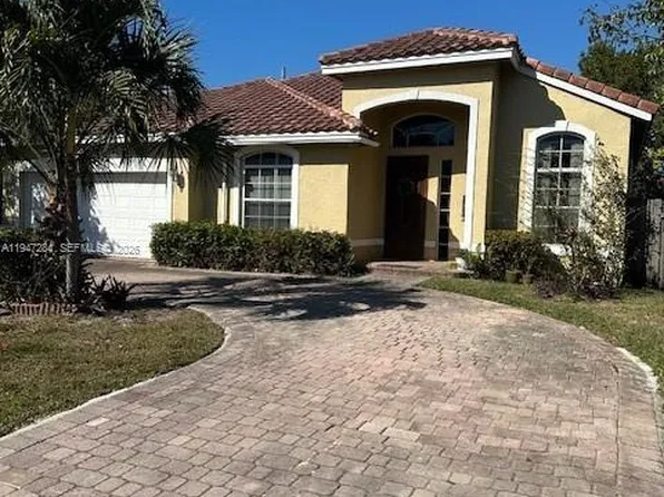 2501 NE 22nd St, Pompano Beach, FL 33062