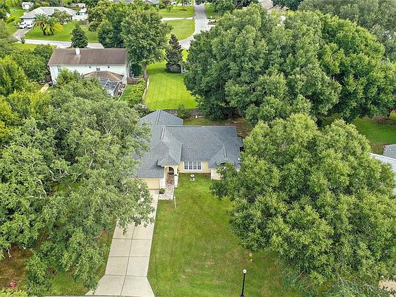 2nd image of 33313 Lake Bend Cir