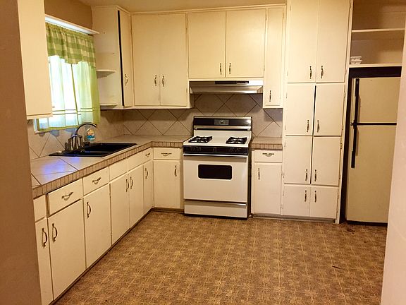 4th image of 408 N West St