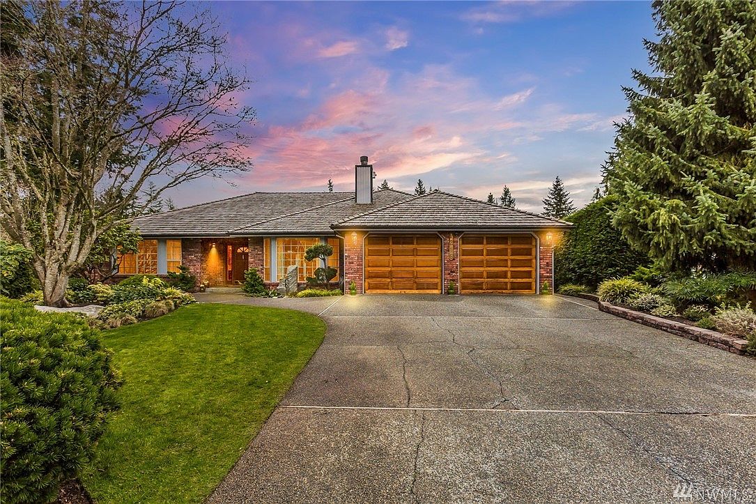 1216 142nd Ct Se Mill Creek Wa 98012 Zillow