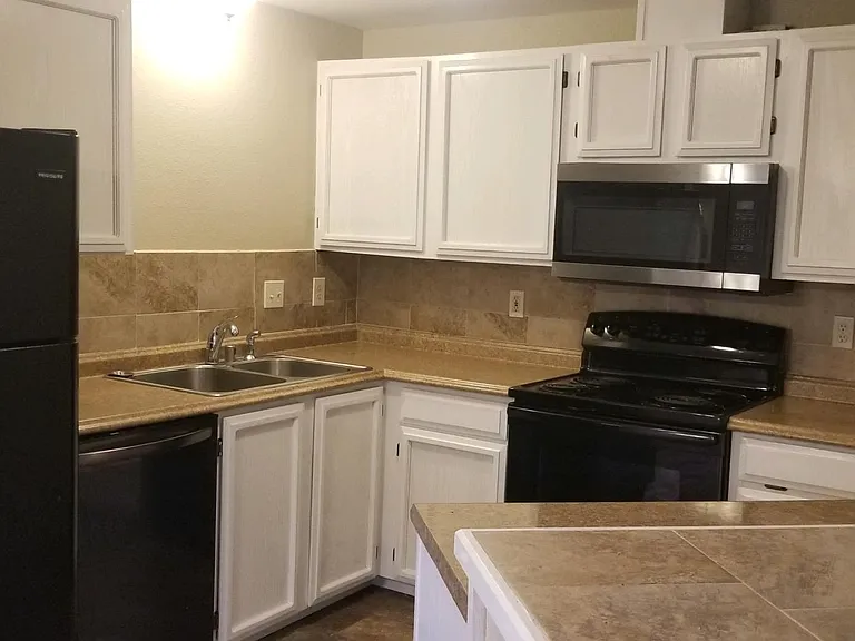 7403 31st Street Ct W #B — Photo 9
