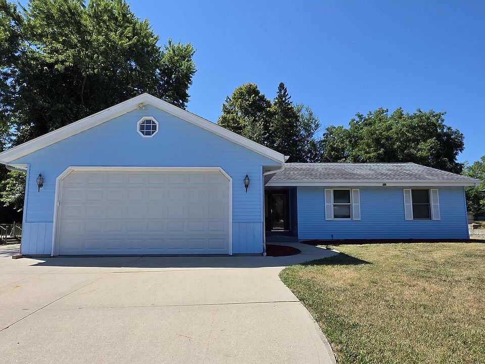 1st image of 10719 W Calumet ROAD