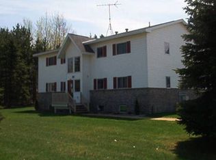 330 Roberts Ave APT 2, Gaylord, MI 49735
