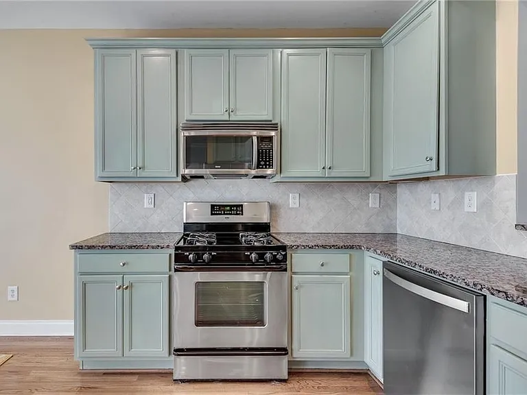 1387 Village Creek Cir — Photo 13