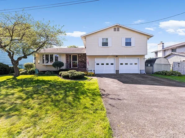 6 Mallard Path, Liverpool, NY 13090