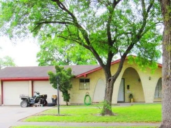 1717 Mildred St, Kingsville, TX 78363