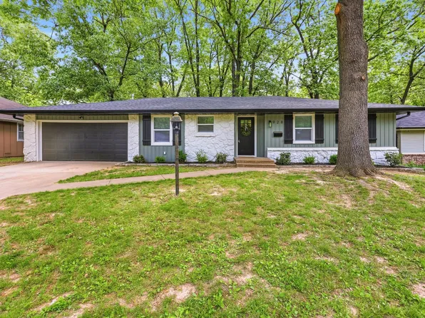 928 S Coach Light Avenue, Springfield, MO 65802