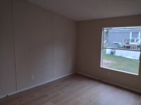 125 Bosque, Bastrop, TX