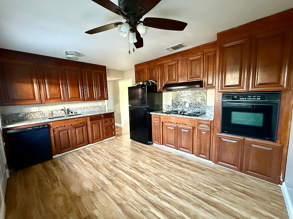 1st image of 2326 Ramon Dr