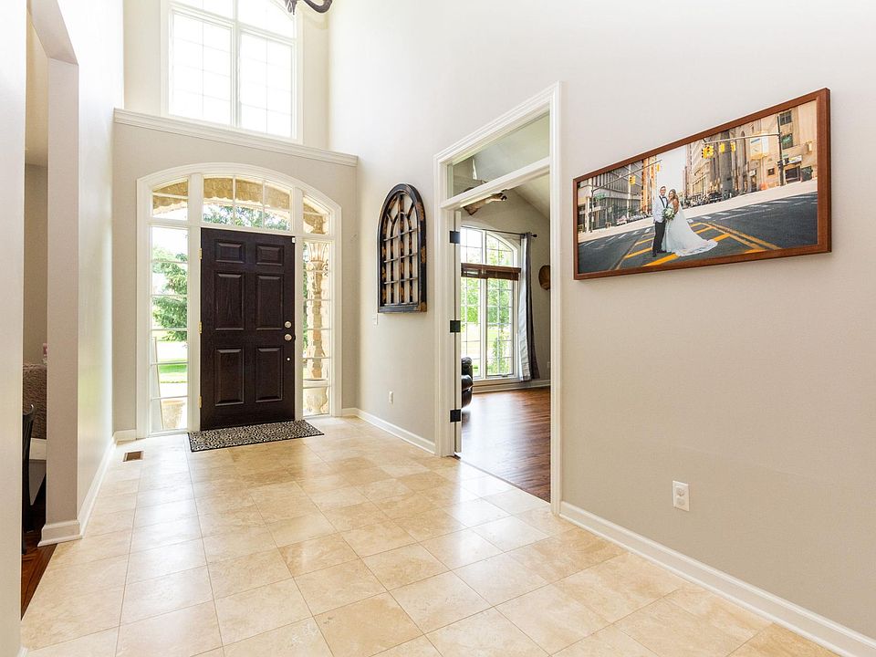 1st image of 5120 Dorset Field Ct