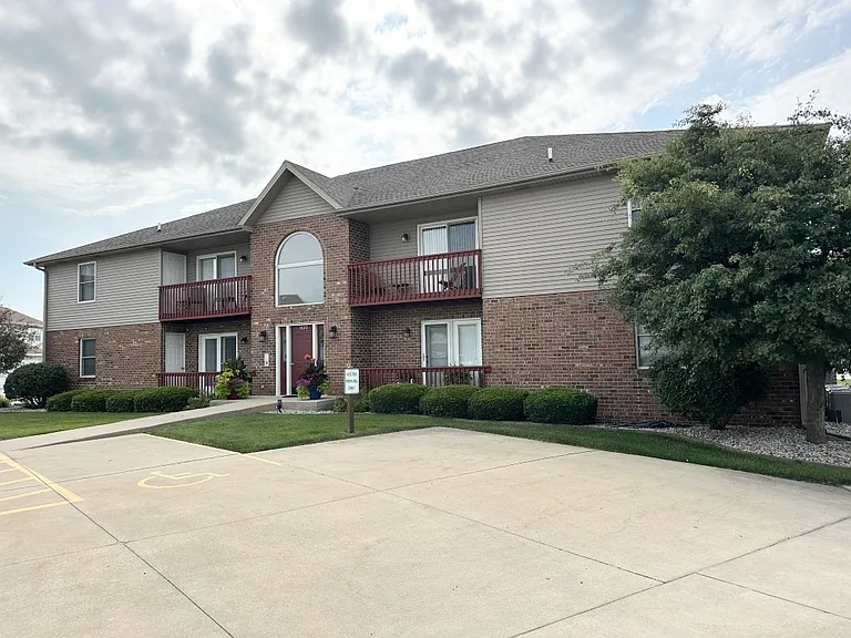 1420 Wingo Turn #4 — Photo 1