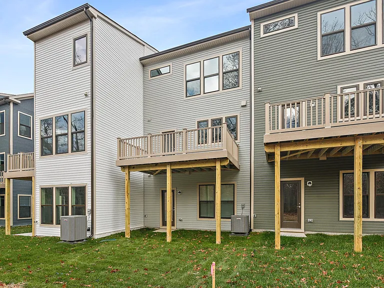 3410 Watershed Blvd — Photo 31