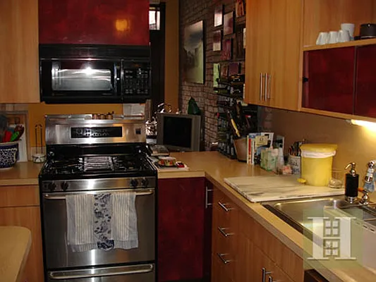 Rented by Halstead Real Estate | media 27