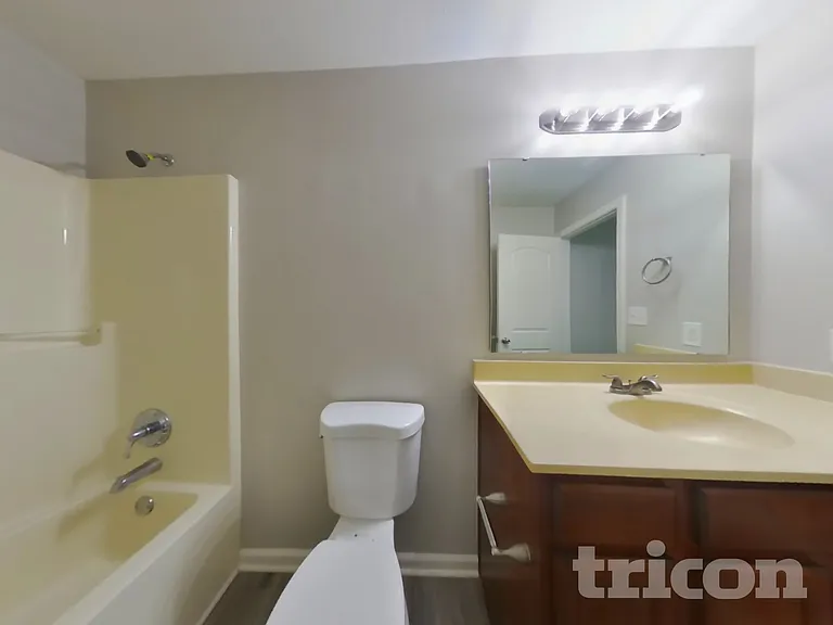 11491 N Creekside Dr — Photo 10