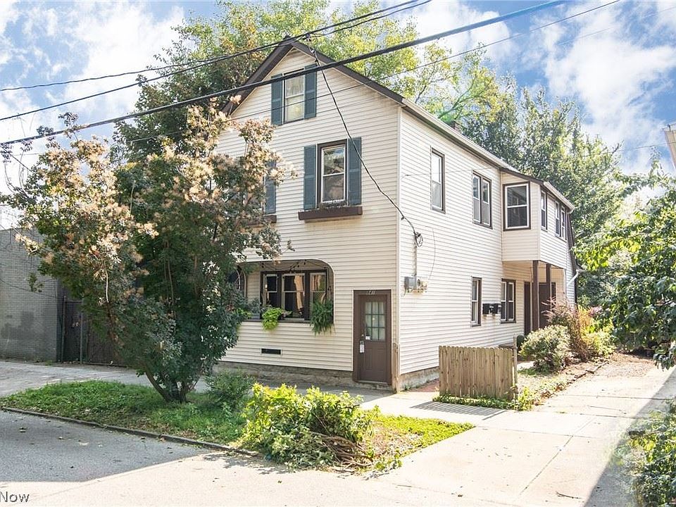 1st image of 841 College Ave #Up