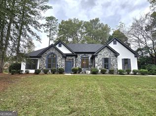 205 Rolling Ridge Ct, Warner Robins, GA 31088