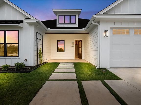 2nd image of 12020 Kenai Cir