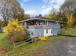 12 Gridley Pl, Sauquoit, NY 13456
