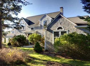 5 Moors End Ln, Nantucket, MA 02554