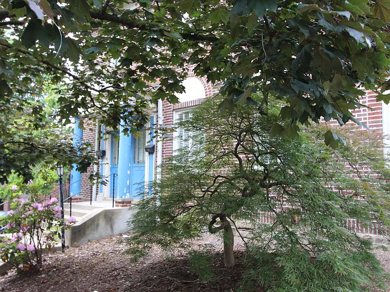 2012 Shady Ave — Photo 12
