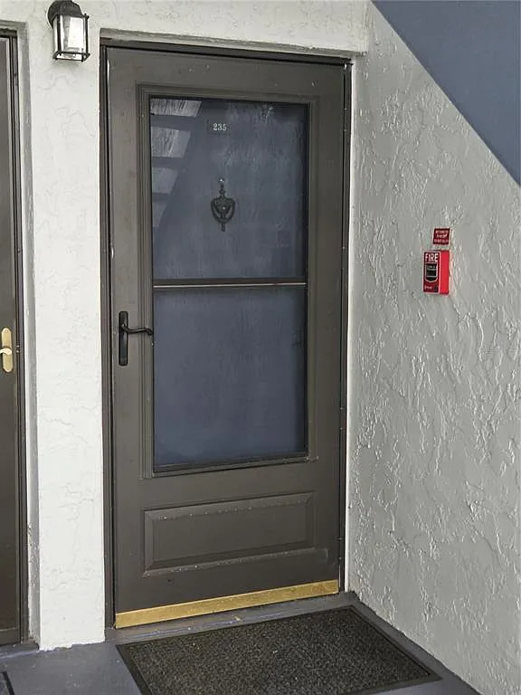 2 bed, 2.0 bath, 1054 sqft, $2,000 — Photo 2