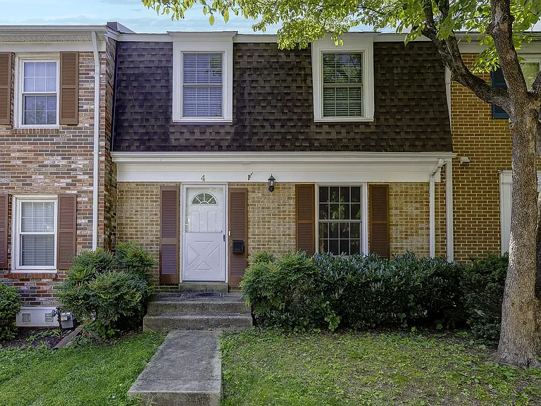 4 Ritchfield Ct — Photo 1