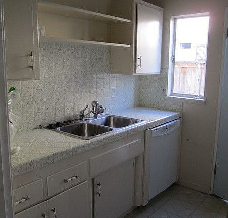 4th image of 3310-12 Idlewild Way