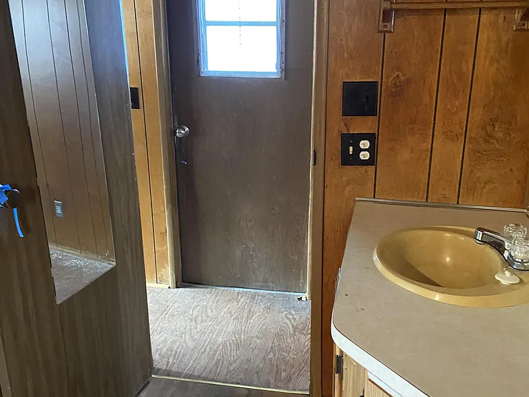 108 Langford Dr — Photo 7
